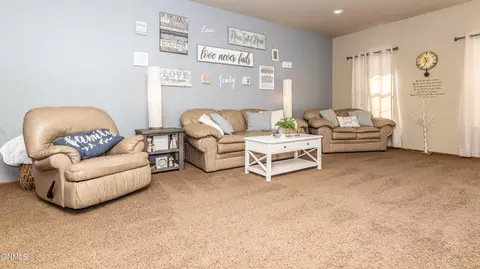 Living - 1420 Talon Rd, Bismarck, ND 58503 photo 3 of 8