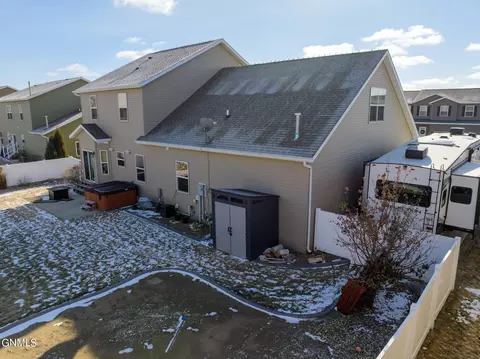 Exterior - 1420 Talon Rd, Bismarck, ND 58503 photo 6 of 9
