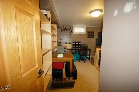 Kitchen - 808 9th St SW, Sidney, MT 59270 photo 2 of 4