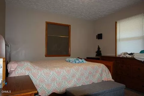 Bedroom - 808 9th St SW, Sidney, MT 59270 photo 1 of 3