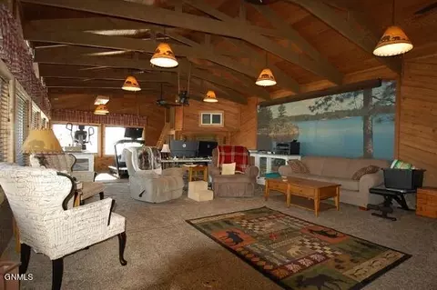Living - 808 9th St SW, Sidney, MT 59270 photo 2 of 2