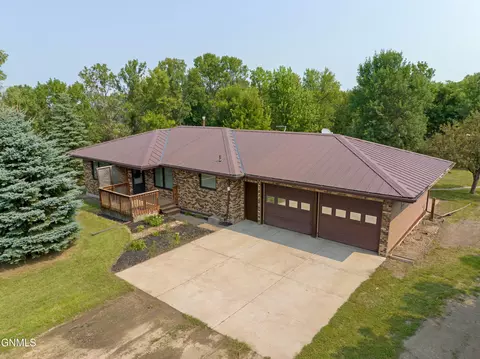 Exterior - 13303 52nd St NE, Baldwin, ND 58521 photo 41 of 42