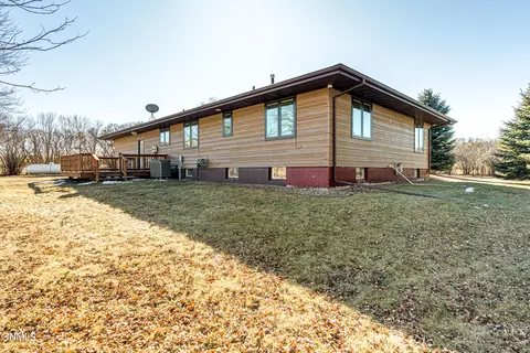 Exterior - 13303 52nd St NE, Baldwin, ND 58521 photo 20 of 42