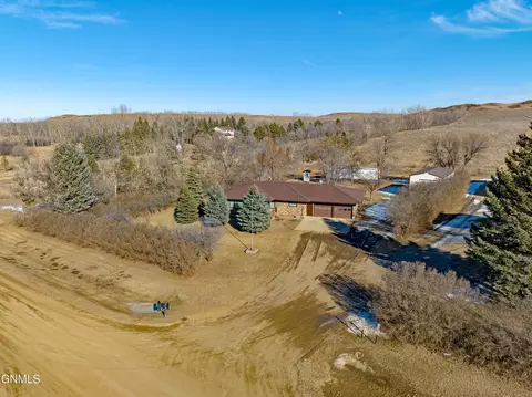 13303 52nd St NE, Baldwin, ND 58521