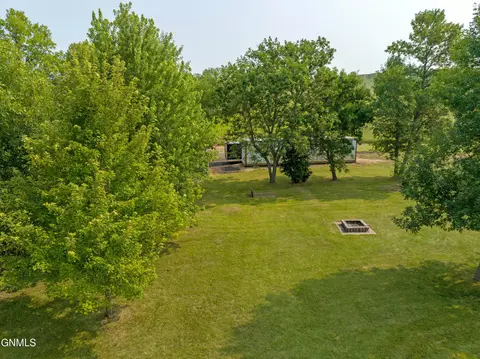 View/Area - 13303 52nd St NE, Baldwin, ND 58521 photo 30 of 33