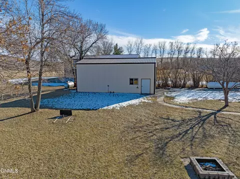 Exterior - 13303 52nd St NE, Baldwin, ND 58521 photo 30 of 42