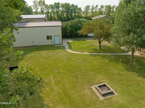 Exterior - 13303 52nd St NE, Baldwin, ND 58521 photo 34 of 42