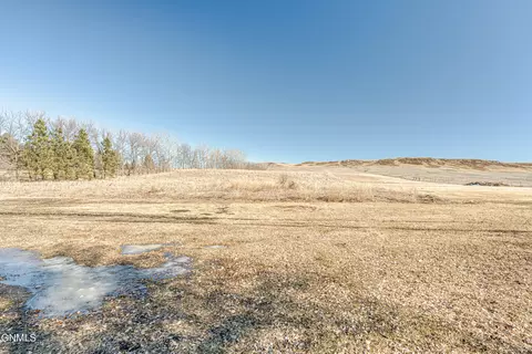 Exterior - 13303 52nd St NE, Baldwin, ND 58521 photo 27 of 42