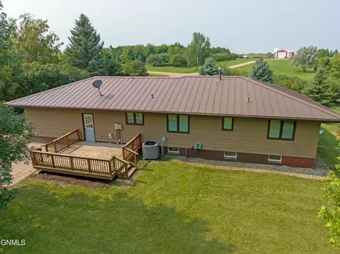 Exterior - 13303 52nd St NE, Baldwin, ND 58521 photo 33 of 42