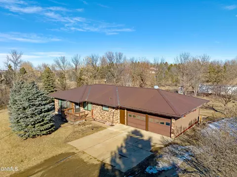 Exterior - 13303 52nd St NE, Baldwin, ND 58521 photo 31 of 42