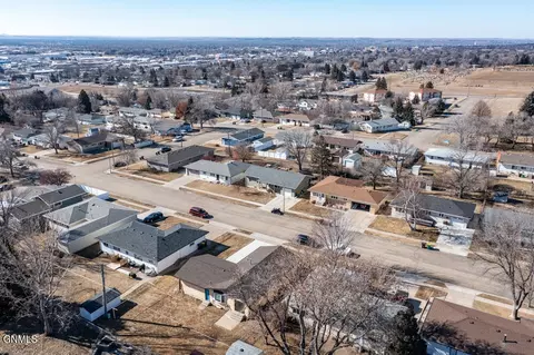 912 29th St, Bismarck, ND 58501 photo 36