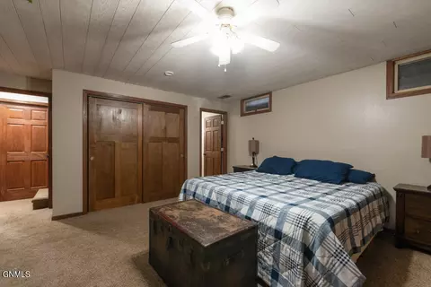 912 29th St, Bismarck, ND 58501 photo 24