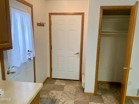 445 Becker St, Turtle Lake, ND 58575 photo 3