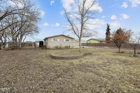 5606 16th Ave W, Williston, ND 58801 photo 4