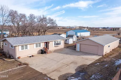5606 16th Ave W, Williston, ND 58801 photo 32