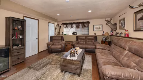 Living - 1865 2nd Ave E, Dickinson, ND 58601 photo 6 of 7