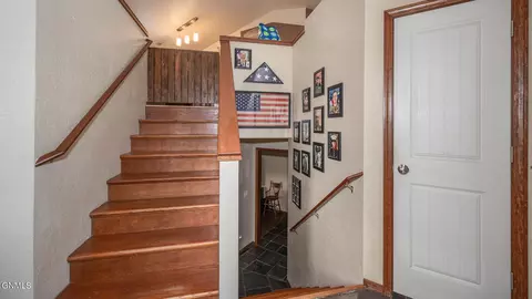 Entry Way - 1865 2nd Ave E, Dickinson, ND 58601 photo 1 of 3