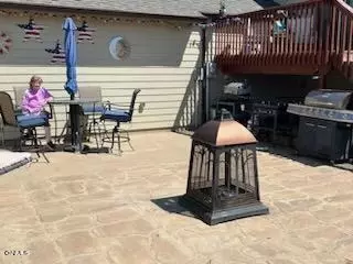 Exterior - 1865 2nd Ave E, Dickinson, ND 58601 photo 13 of 14