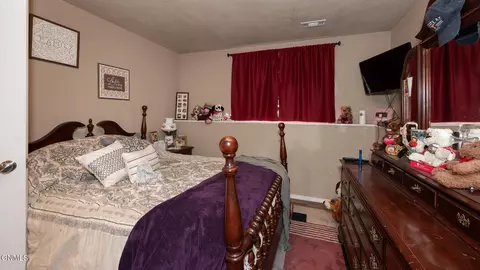 Bedroom - 1865 2nd Ave E, Dickinson, ND 58601 photo 5 of 5