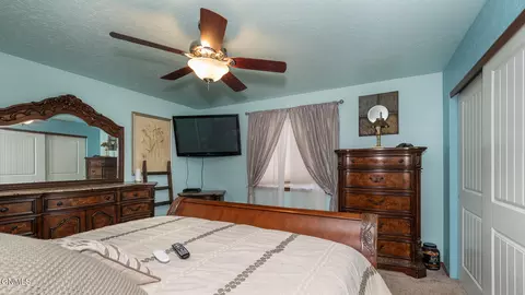 Bedroom - 1865 2nd Ave E, Dickinson, ND 58601 photo 1 of 5