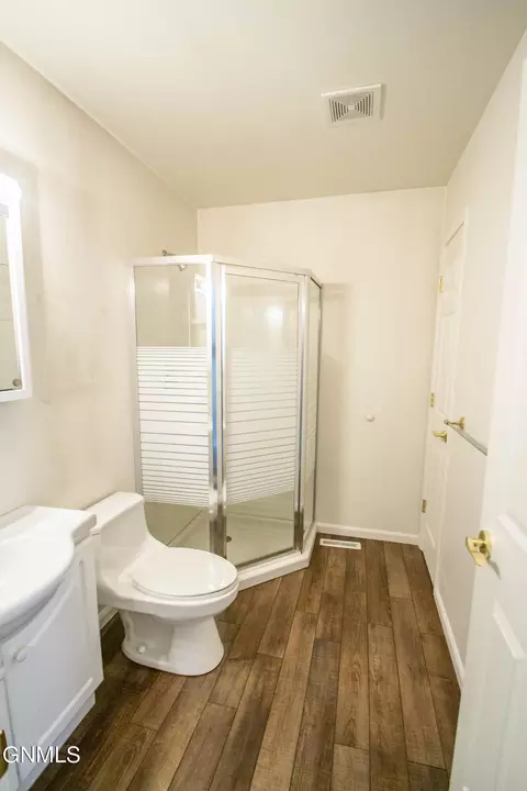 Bath - 2307 Pointe Loop, Bismarck, ND 58503 photo 2 of 6