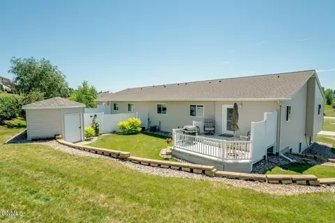 Exterior - 2307 Pointe Loop, Bismarck, ND 58503 photo 5 of 5