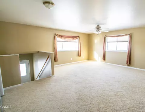 Living - 2307 Pointe Loop, Bismarck, ND 58503 photo 1 of 2