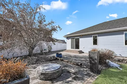 1540 Creekside Dr, Williston, ND 58801 photo 5
