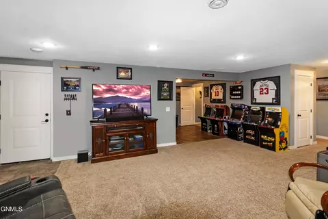 Living - 13680 Cherry St, Williston, ND 58801 photo 3 of 3