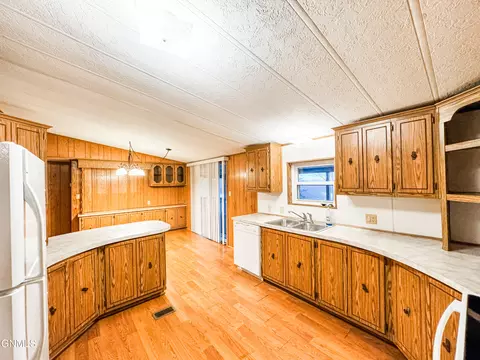 91 66th St E, Williston, ND 58801 photo 19