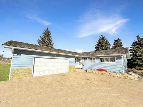 3414 1st Ave W, Williston, ND 58801