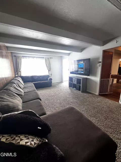 1406 1st Ave W, Williston, ND 58801 photo 20
