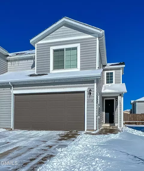 2708 28th St W, Williston, ND 58801