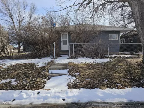 207 1st Ave SE, Scranton, ND 58653 photo 7