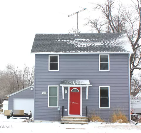 433 7th Ave NE, Valley City, ND 58072