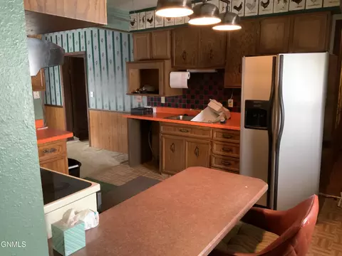 Kitchen - 724 Summit Ave, Hebron, ND 58638 photo 2 of 2