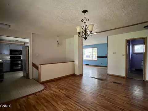 Other - 820 8th Ave SE, Sidney, MT 59270 photo 2 of 9