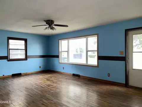 Other - 820 8th Ave SE, Sidney, MT 59270 photo 1 of 9