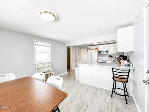 1108 5th Ave W, Williston, ND 58801 photo 28