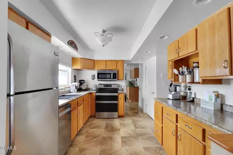 Kitchen - 1710 22nd St W, Williston, ND 58801 photo 1 of 4