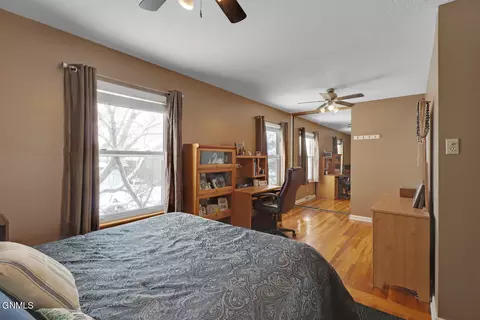 Bedroom - 1710 22nd St W, Williston, ND 58801 photo 2 of 5