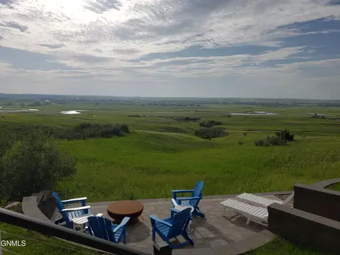 View/Area - 6812 Fairview Dr, Williston, ND 58801 photo 1 of 8