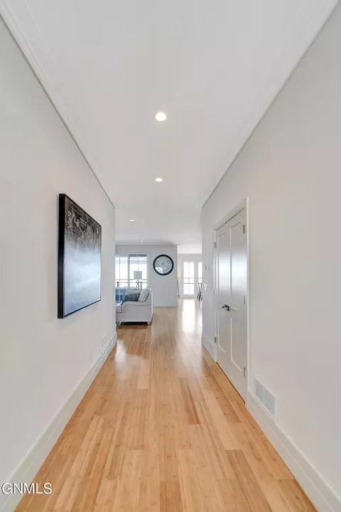 Entry Way - 6812 Fairview Dr, Williston, ND 58801 photo 2 of 3