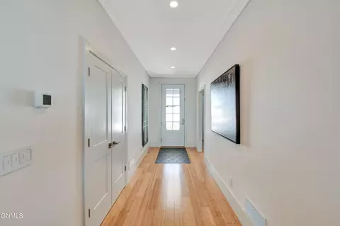 Entry Way - 6812 Fairview Dr, Williston, ND 58801 photo 3 of 3