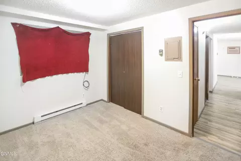 413 4th Ave E, Williston, ND 58801 photo 6