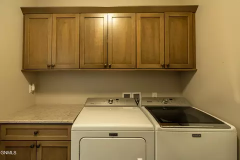 4230 Cumberland Loop, Bismarck, ND 58503 photo 45