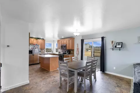 Kitchen - 13684 Hawthorn Loop, Williston, ND 58801 photo 1 of 5