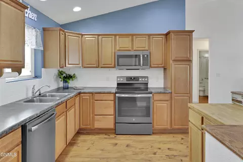 Kitchen - 2010 23rd St W, Williston, ND 58801 photo 1 of 7