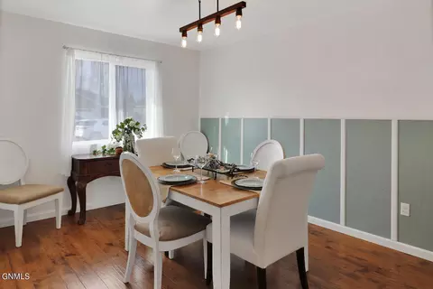 Dining - 2010 23rd St W, Williston, ND 58801 photo 1 of 2