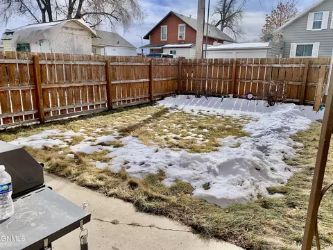 215 4th Ave W, Williston, ND 58801 photo 45